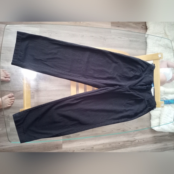 Old Navy Women's Black Boyfriend Straight Leg Pants - Picture 1 of 4